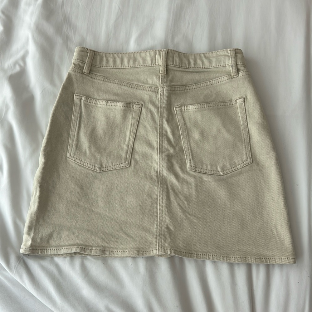 Aritzia Wilfred Free Cream Denim Skirt
